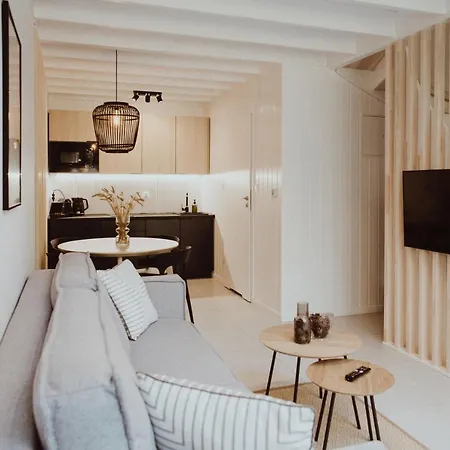 Forest House 펜션 *